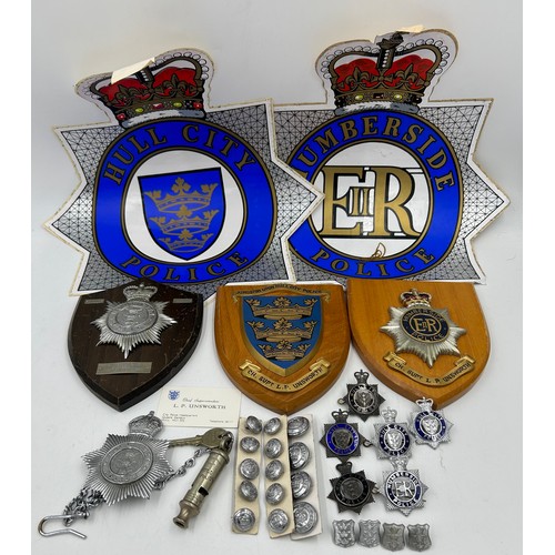 1421 - A collection of Police memorabilia related to Hull City/Humberside Police from Chief Superintendent ... 