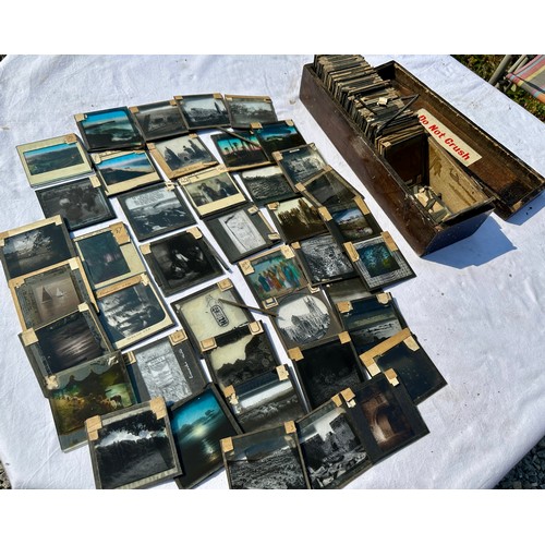 999 - A large quantity of approx. 600 magic lantern slides to include religious (at least 50%), Palestine,... 