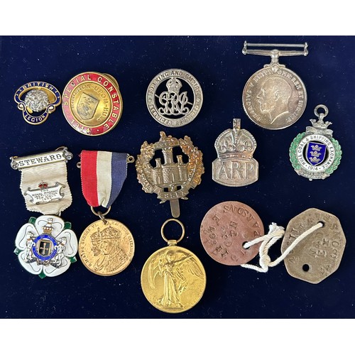 794 - A miscellany to include WWI British War & Victory medals engraved to 102742 Private E. A. Parsons No... 