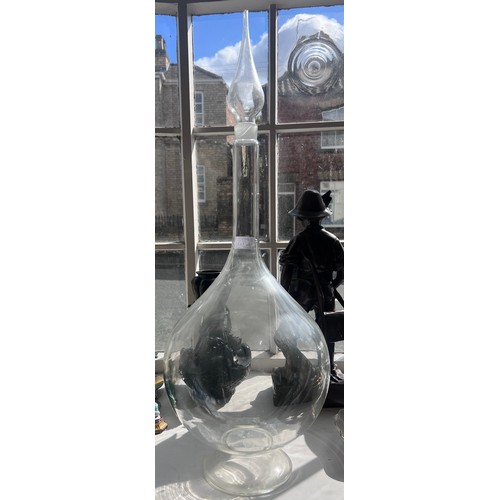 1365 - Chemist interest. A large glass chemist window display apothecary carboy/jar with stopper 79cm h, to... 