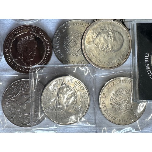 802 - A collection of Royal Mint to include 12 x Queen Elizabeth II Golden Jubilee 2002 Falkland Islands .... 