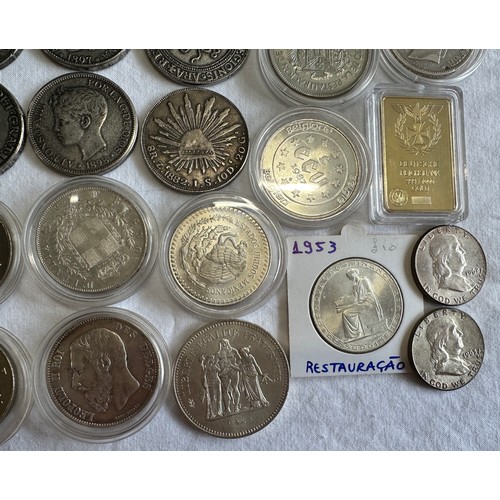 804 - European and World replica/original coins to include 5 x  Spanish silver peseta coins including 1821... 