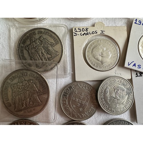 804 - European and World replica/original coins to include 5 x  Spanish silver peseta coins including 1821... 