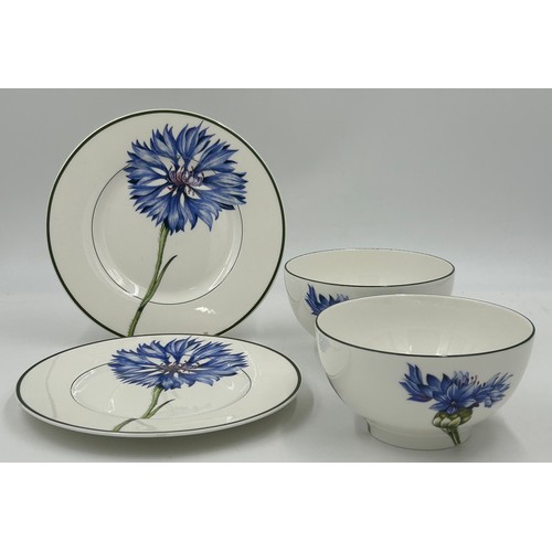 365 - A selection of Villeroy & Boch ceramics to include Nazare: 3 x dinner plates, 4 x side plates, 4 x b... 