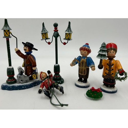 449 - A selection of Kathe Wohlfahrt hand painted wooden Christmas figures mostly with original boxes and ... 