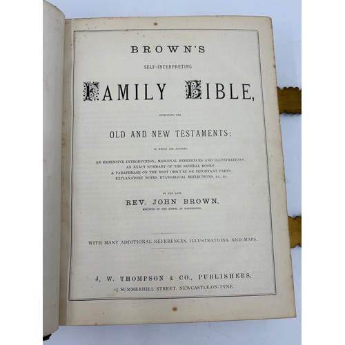 1237 - Brown’s Self-Interpreting Family Bible containing the Old and New Testaments. Newcastle upon
Tyne. J... 