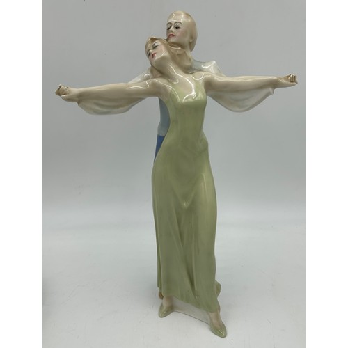 351 - Royal Doulton 'Reflections' figurines to include Chic HN2997, Summer's Darling HN3091, Tango HN3075 ... 