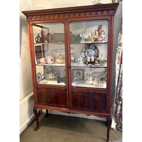 76 - Edwardian mahogany display cabinet on cabriole legs. 120cm w x 41cm d x 188cm h. (contents not inclu... 