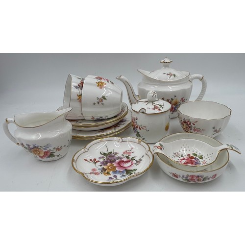 369 - Various 20thC ceramics to include a Royal Crown Derby part tea service in Derby Posies pattern for 2... 