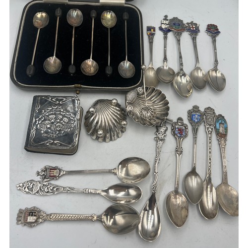 911 - Silver and plated items to include boxed silver coffee bean spoons, two shell shaped salts with one ... 