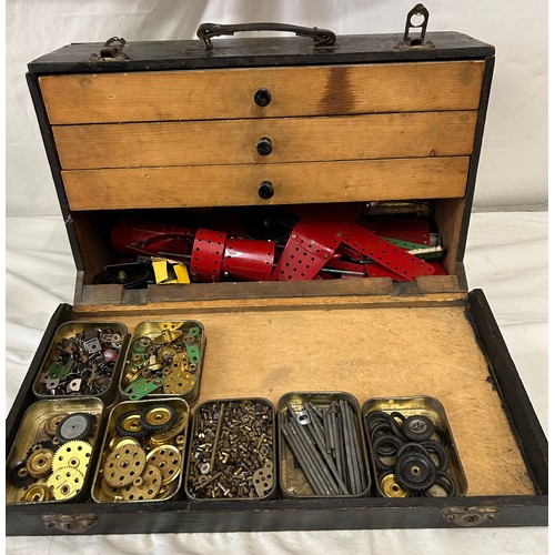 1318 - Collection of vintage Meccano housed in a wooden case with internal drawers. Case 51cm x 19cm x 35cm... 