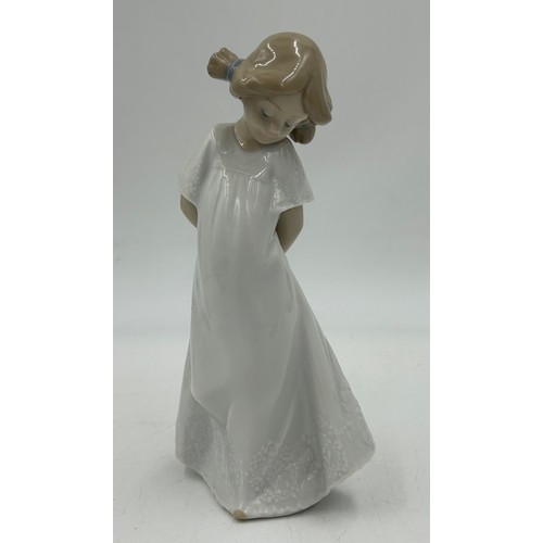 314 - Ten Nao figurines by Lladro to include: 419 Flowers from my Garden, 02001691 My Dearest Girl, 0236 C... 