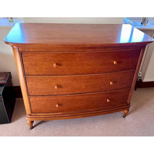 109 - Willis and Gambier chest of three long drawers. 111cm w x 54cm d x 89cm h.