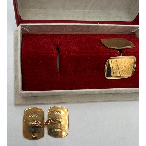 676 - A pair of nine carat gold cufflinks in original presentation box. Total weight 5.4gm.