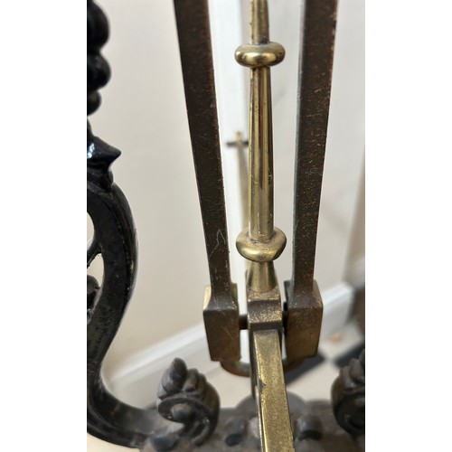 1075 - Avery balance beam scales with brass plate incomplete height 96cm.