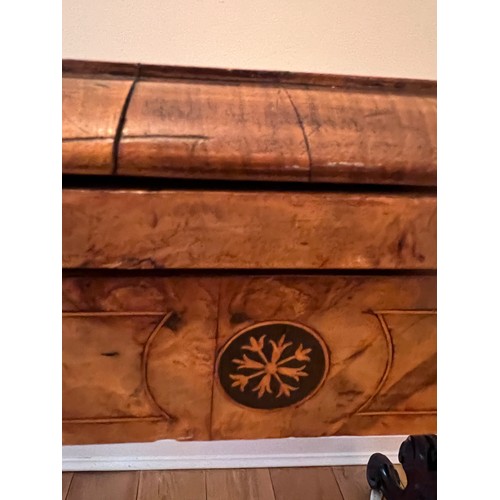 123 - A 19thC burr walnut fold over card table on ceramic castors with baize lined interior. 72cm h x 96cm... 