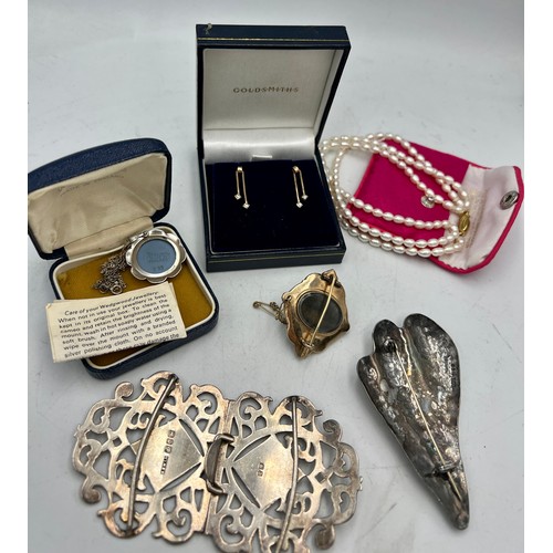 628 - Jewellery to include 9 carat gold and diamond earrings, 19th yellow metal and enamel mourning brooch... 