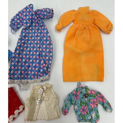 1320 - Palitoy Pocket Sized Tammie Vintage 1970s Doll 17cm with selection of clothes. Palitoy mark on the b... 