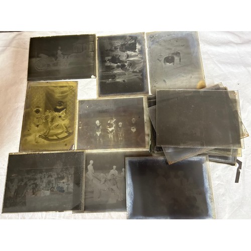 991 - Glass slides: approx. 52 x photographs etc of The Second Boer War, 100 x Natural History, social his... 