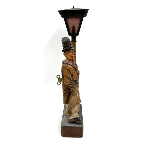 1360 - A 1930's German wood 'Whistling Tramp automaton table lamp, whistles to the tune 'Ah my little Augus... 