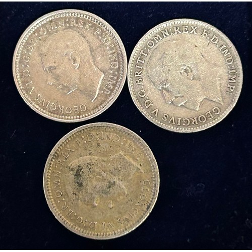 832 - Six Queen Victoria silver crowns, 1889 x 3, 1890, 1895, 1900, a George V threepence 1916, 2 x George... 