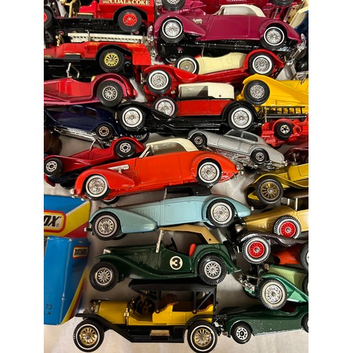 1328 - A large collection of model vehicles to include 9 Solido, 26 Efsi, 20 Corgi Juniors, approx 100 Matc... 