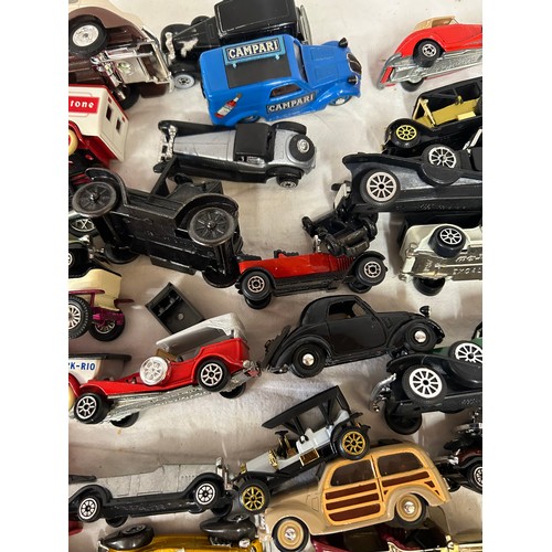 1328 - A large collection of model vehicles to include 9 Solido, 26 Efsi, 20 Corgi Juniors, approx 100 Matc... 