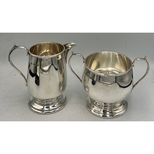 922 - Silver milk and sugar bowl. Sheffield 1947, maker AE Poston & Co. Ltd. Total weight 313gm.