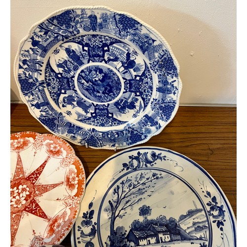 170 - A quantity of mainly 19thC ceramics to include plates, vases etc. (11)