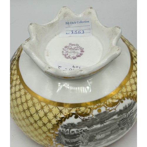 171 - A group of mainly Spode early 19th century porcelain, c. 1810-20. Toi include: a blue and white tran... 