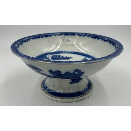 182 - A group of early 19th century blue and white transfer-printed bowls and one later Booths example, c.... 