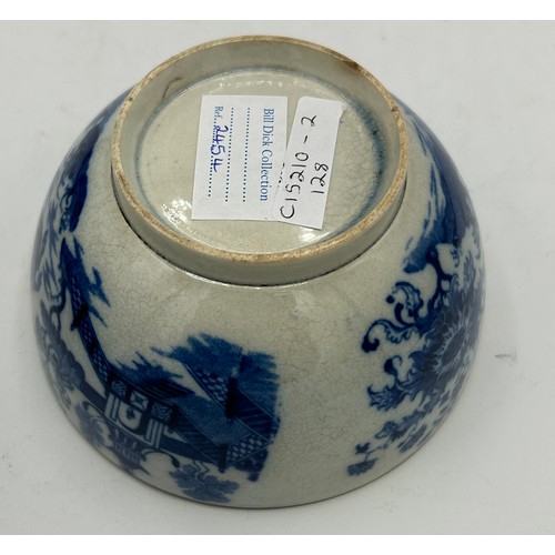 189 - A group of early 19th century blue and white transfer-printed waste bowls, c. 1800-10. To include: O... 