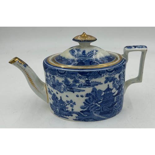 218 - A group of early 19th century blue and white transfer-printed chinoiserie pattern teapots, c. 1800. ... 