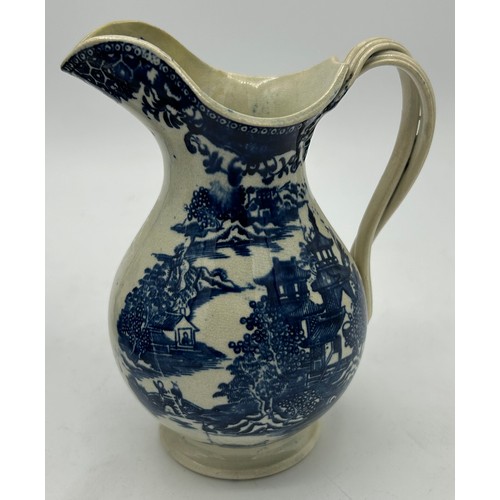 219 - A group of early 19th century blue and white transfer-printed cream jugs, c. 1800. To include: Spode... 