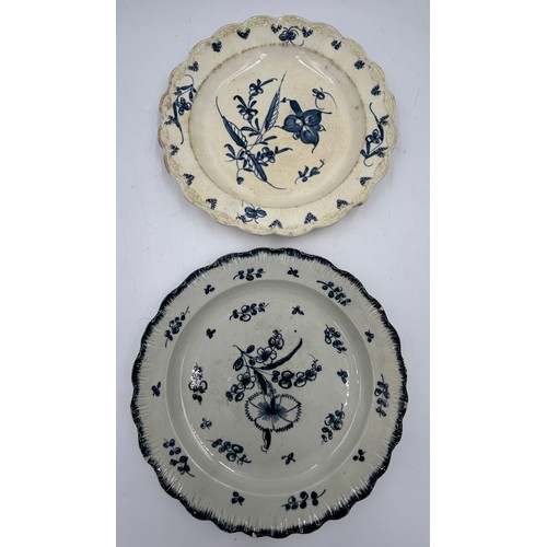 221 - A group of early 19th century blue and white hand-painted pearlware shell edge Chinese floral design... 