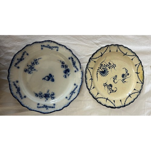 222 - A group of early 19th century blue and white hand-painted pearlware shell edge floral design plates,... 