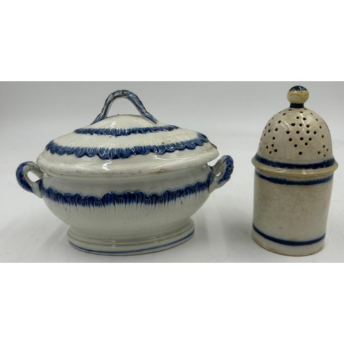 223 - A group of early 19th century blue and white hand-painted pearlware shell edge and other items, c. 1... 