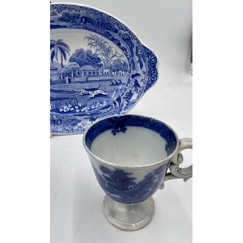 246 - A group of early 19th century blue and white transfer-printed Spode wares, c. 1810-20. To include: a... 