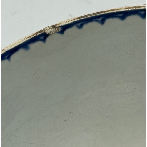 259 - An early 19th century hand-painted blue and white chinoiserie bowl with 