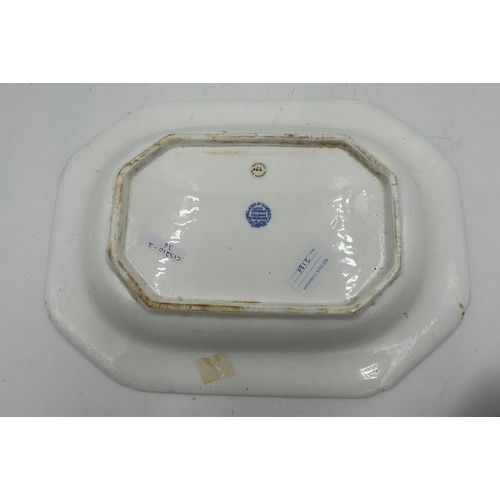 279 - An early 19th century blue and white transfer-printed Copeland and Garrett large, deep pie dish and ... 