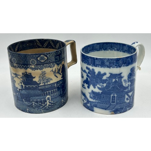 291 - A group of five early 19th century blue and white transfer printed chinoiserie pattern mugs, c. 1800... 