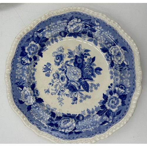 300 - A group of early 19th century blue and white transfer-printed Spode plates, c. 1820-30. To include: ... 