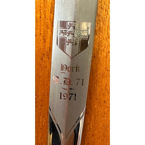 1439 - A Wilkinson Commemorative sword and dagger - a 'York City Sword commemorating its 1900 years history... 