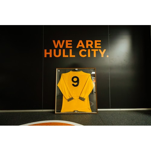 990 - Framed match worn football shirt of Hull City legend Chris Chilton from 1965-1969, including promoti... 