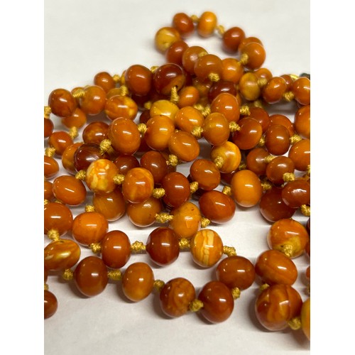 582 - Six strings of vintage amber beads.
Butterscotch necklace 31gms.