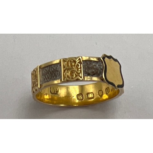 195 - A Victorian 18 carat gold mourning ring with inscription, ‘ In Memory of my Mother 4th July 1860’. D... 