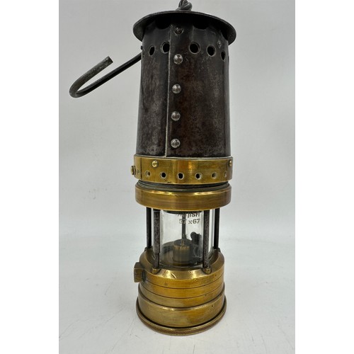 970 - Patterson Lamps Ltd type GTL 9 miner's lamp stamped 5 Gateshead-on-Tyne.