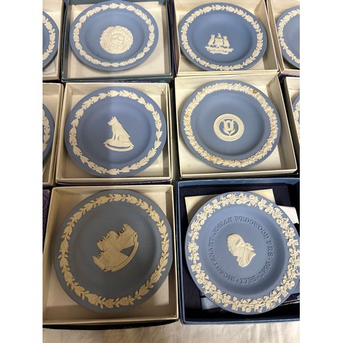 349 - A large quantity of Wedgwood Jasperware pin dishes comprising 2 x Portland blue, 2 x pink (Aurora 80... 