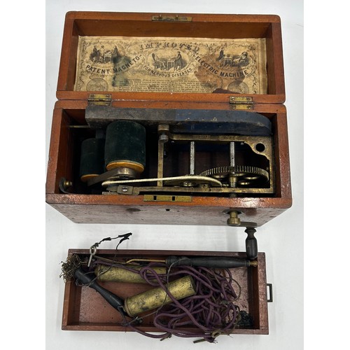 957 - A Victorian electric shock machine in original mahogany case, label to interior 