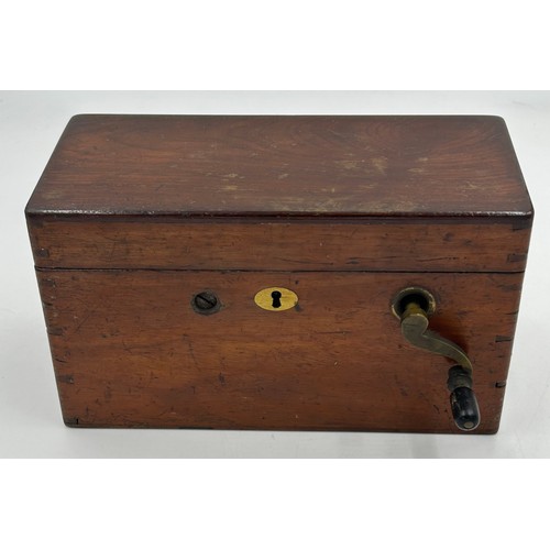 957 - A Victorian electric shock machine in original mahogany case, label to interior 